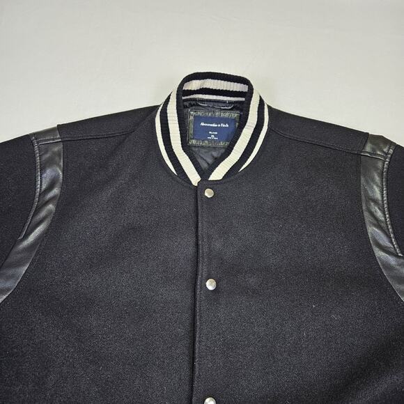 Abercrombie & Fitch Varsity Bomber Jacket Mens XL Wool Feel Relaxed Fit Black - Picture 3 of 10